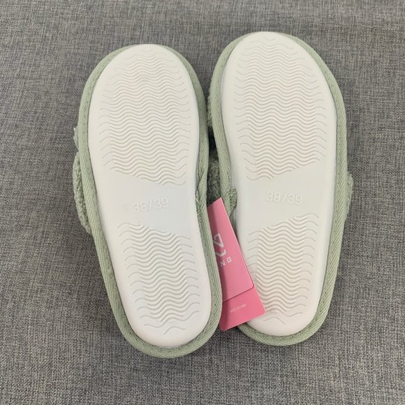 New! Docosy Fuzzy Slippers Green Comfy Crisscross House Shoes Memory Foam - Picture 5 of 9